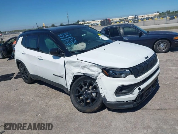 2022 Jeep Compass Latitude with VIN 3C4NJCBB0NT235267, listed as a IAAI auction lot 41700373 with 24,768 mi miles and . Bid and sale history available at carsss.com. Image 1.