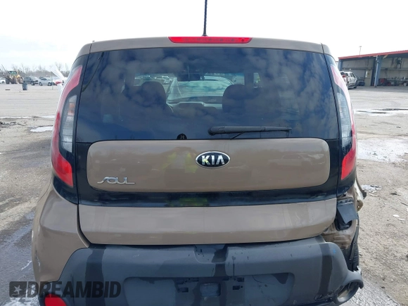 2014 Kia Soul with VIN KNDJN2A24E7110811, listed as a IAAI auction lot 41727977 with 149,707 mi miles. Bid and sale history available at carsss.com. Image 16.