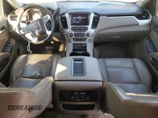 2016 GMC Yukon XL SLT with VIN 1GKS2GKC4GR198451, listed as a Copart auction lot 70073714 with 194,939 mi miles and Salvage Title. Bid and sale history available at carsss.com. Image 8.