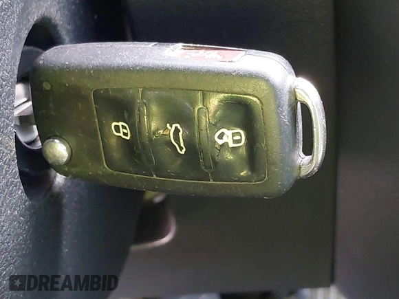 2012 Volkswagen Jetta SE с VIN 3VWDP7AJ1CM407112, выставлен на аукционе IAAI как лот 42409740 с пробегом 239 701 миль миль и . История ставок и продаж доступна на DreamBid. Изображение 11.