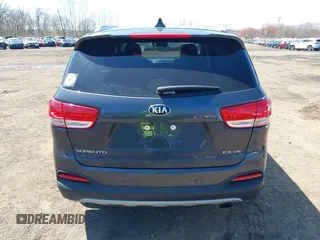 2018 Kia Sorento EX with VIN 5XYPHDA57JG388378, listed as a IAAI auction lot 41977584 with 121,482 mi miles and . Bid and sale history available at carsss.com. Image 16.