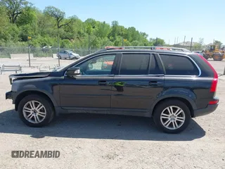 2008 Volvo XC90 I6 with VIN YV4CZ982081485093, listed as a IAAI auction lot 42073709 with 181,703 mi miles and . Bid and sale history available at DreamBid. Image 15.