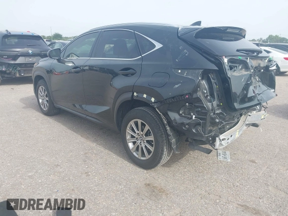 2021 Lexus NX 300 z VIN JTJDARBZ4M2192951, wystawiony jako IAAI lot #42260921 z przebiegiem 21 541 mil mil oraz . Historia ofert i sprzedaży dostępna na DreamBid. Obrazek 3.