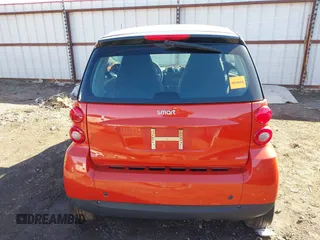 2008 Smart fortwo Pure z VIN WMEEJ31X28K122571, wystawiony jako IAAI lot #41680541 z przebiegiem 63 673 mil mil oraz . Historia ofert i sprzedaży dostępna na DreamBid. Obrazek 16.