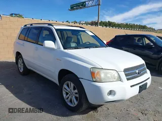 2006 Toyota Highlander Hybrid with VIN JTEDW21A660002214, listed as a IAAI auction lot 41273244 with 142,801 mi miles. Bid and sale history available at carsss.com. Image 1.