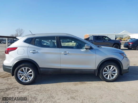 2018 Nissan Rogue Sport SV with VIN JN1BJ1CP4JW107378, listed as a IAAI auction lot 41519648 with 88,585 mi miles. Bid and sale history available at carsss.com. Image 13.