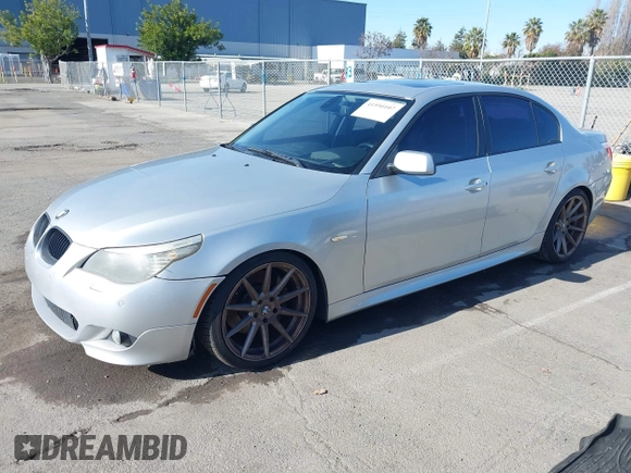 2008 BMW 5 Series 550i with VIN WBANW53538CT52019, listed as a IAAI auction lot 41550107 with 192,163 mi miles. Bid and sale history available at carsss.com. Image 2.