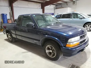 2001 Chevrolet S-10 LS with VIN 1GCCS19W018256081, listed as a Copart auction lot 53629275 with 145,627 mi miles and Salvage Title. Bid and sale history available at DreamBid. Image 4.