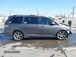 2012 Toyota Sienna SE with VIN 5TDXK3DCXCS233593, listed as a IAAI auction lot 41959611 with 85,558 mi miles. Bid and sale history available at carsss.com. Image 14.