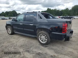 2007 Chevrolet Avalanche LT w/3LT with VIN 3GNFK12367G272731, listed as a Copart auction lot 63988024 with 189,473 mi miles and Salvage Title. Bid and sale history available at carsss.com. Image 2.