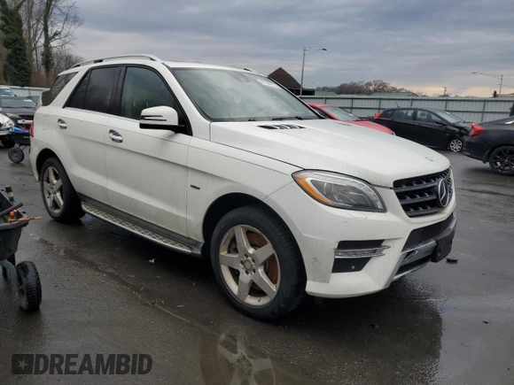 2012 Mercedes-Benz M 550 with VIN 4JGDA7DB1CA047955, listed as a Copart auction lot 47304715 with 218,931 mi miles and Clean title. Bid and sale history available at DreamBid. Image 4.