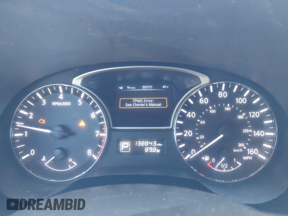 2013 Nissan Pathfinder S with VIN 5N1AR2MM4DC627593, listed as a IAAI auction lot 42137346 with 138,843 mi miles. Bid and sale history available at carsss.com. Image 7.