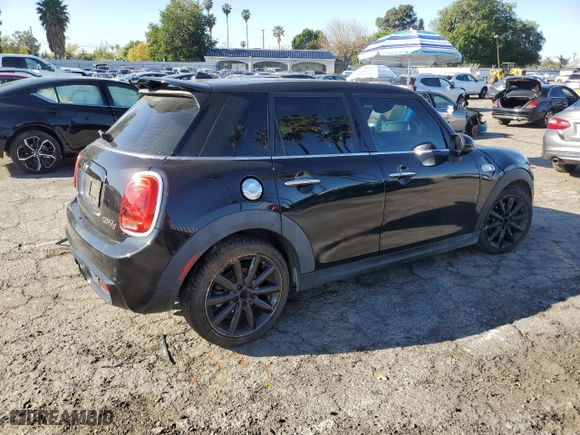2015 MINI Cooper Hardtop 4 Door S with VIN WMWXU3C53F2B55859, listed as a Copart auction lot 48332415 with NaN miles and Salvage Title. Bid and sale history available at carsss.com. Image 3.