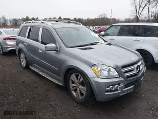 2011 Mercedes-Benz GL-Class GL 450 with VIN 4JGBF7BE8BA676097, listed as a IAAI auction lot 41881075 with 27,137 mi miles. Bid and sale history available at carsss.com. Image 1.
