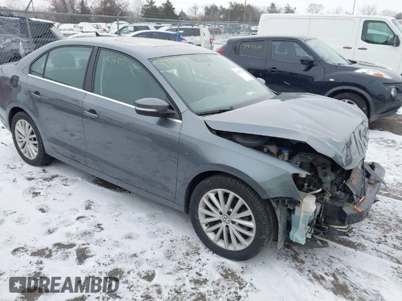 2013 Volkswagen Jetta TDI w/Premium с VIN 3VWLL7AJ9DM226266, выставлен на аукционе IAAI как лот 41625730 с пробегом 119 596 миль миль и . История ставок и продаж доступна на DreamBid. Изображение 1.