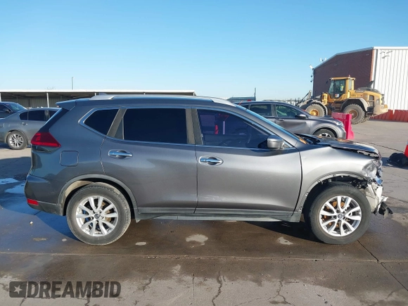 2019 Nissan Rogue SV with VIN KNMAT2MT3KP525060, listed as a IAAI auction lot 41770350 with 123,614 mi miles. Bid and sale history available at carsss.com. Image 14.