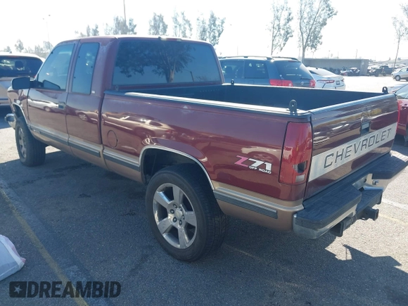 1997 Chevrolet Silverado 1500 with VIN 1GCEK19R4VE261195, listed as a IAAI auction lot 41637380 with 221,662 mi miles and . Bid and sale history available at DreamBid. Image 3.