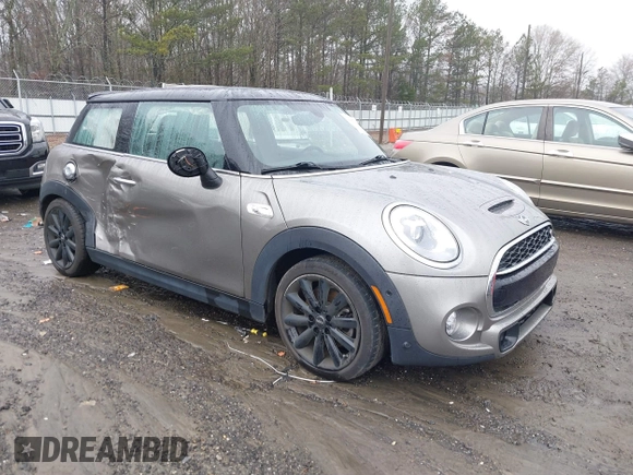 2018 MINI Hardtop Cooper S with VIN WMWXP7C59J2A47723, listed as a IAAI auction lot 41497829 with 31,461 mi miles and . Bid and sale history available at DreamBid. Image 1.