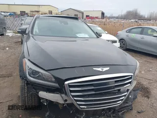 2015 Hyundai Genesis 5.0L with VIN KMHGN4JF3FU064668, listed as a IAAI auction lot 41139235 with 58,353 mi miles. Bid and sale history available at carsss.com. Image 12.