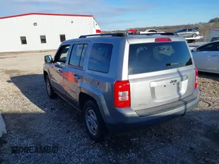 2017 Jeep Patriot Sport SE with VIN 1C4NJPBA7HD116446, listed as a IAAI auction lot 41406876 with Not provided miles and . Bid and sale history available at DreamBid. Image 3.