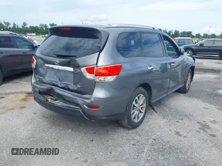 2016 Nissan Pathfinder S with VIN 5N1AR2MN4GC613707, listed as a IAAI auction lot 42462865 with 130,113 mi miles and . Bid and sale history available at DreamBid. Image 4.