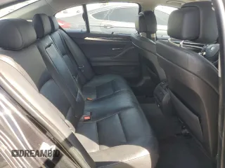 2011 BMW 5 Series 550i z VIN WBAFR9C5XBC618310, wystawiony jako Copart lot #49427835 z przebiegiem 84 936 mil mil oraz Szkoda całkowita • Salvage title. Historia ofert i sprzedaży dostępna na DreamBid. Obrazek 10.