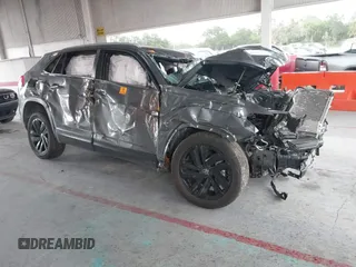 2021 Volkswagen Atlas SE z VIN 1V2JE2CA8MC237781, wystawiony jako IAAI lot #42404797 z przebiegiem Nie podano mil oraz . Historia ofert i sprzedaży dostępna na DreamBid. Obrazek 1.