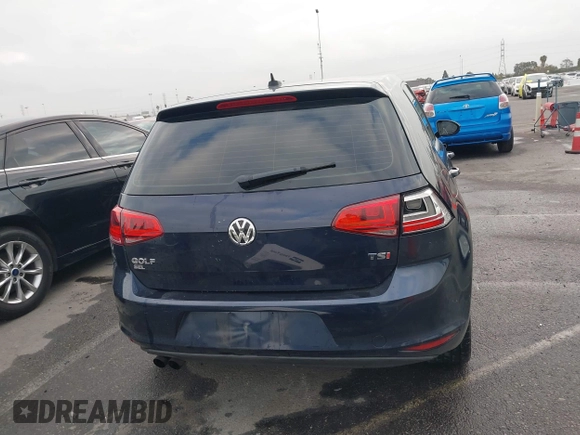 2017 Volkswagen Golf S z VIN 3VW217AU1HM043235, wystawiony jako IAAI lot #42104485 z przebiegiem 66 746 mil mil oraz . Historia ofert i sprzedaży dostępna na DreamBid. Obrazek 17.