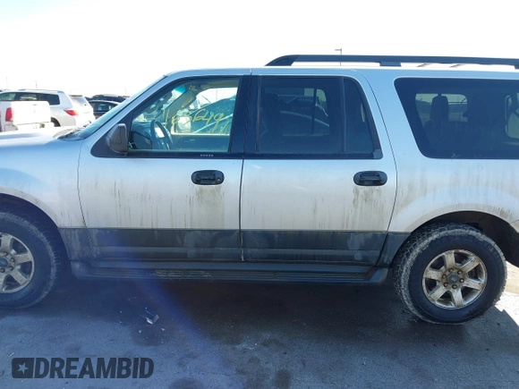 2015 Ford Expedition Max XL z VIN 1FMJK1GT0FEF41139, wystawiony jako IAAI lot #41656497 z przebiegiem 189 775 mil mil oraz . Historia ofert i sprzedaży dostępna na DreamBid. Obrazek 14.