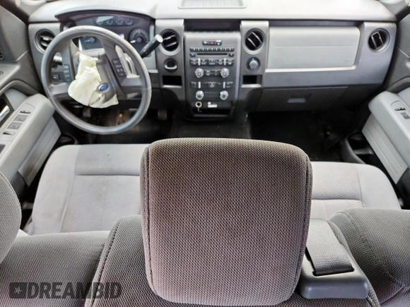 2014 Ford F-150 XL с VIN 1FTEX1CM2EFD08068, выставлен на аукционе Copart как лот 63502095 с пробегом Не указан миль и Списание • Salvage title. История ставок и продаж доступна на DreamBid. Изображение 8.