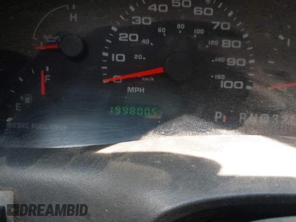 2004 Ford F-250 XL z VIN 1FTNW20PX4EB22435, wystawiony jako IAAI lot #41727810 z przebiegiem 199 800 mil mil oraz . Historia ofert i sprzedaży dostępna na DreamBid. Obrazek 7.
