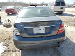 2013 Mercedes-Benz C 300 Sport z VIN WDDGF8AB3DG122432, wystawiony jako Copart lot #47444215 z przebiegiem 139 825 mil mil oraz Szkoda całkowita • Salvage title. Historia ofert i sprzedaży dostępna na DreamBid. Obrazek 6.