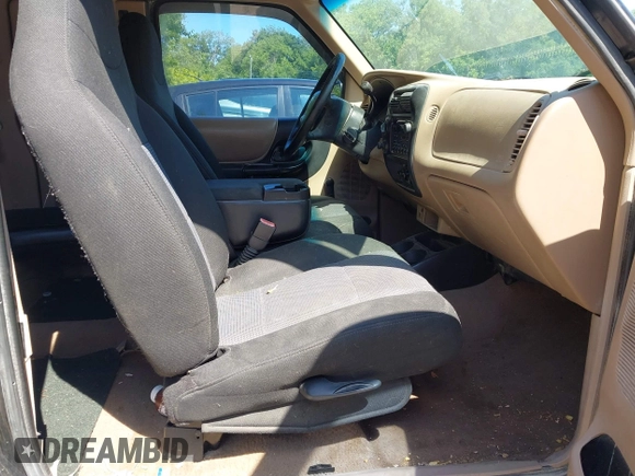 2001 Ford Ranger XL Fleet z VIN 1FTZR15EX1PA76941, wystawiony jako IAAI lot #42326904 z przebiegiem 213 950 mil mil oraz . Historia ofert i sprzedaży dostępna na DreamBid. Obrazek 5.