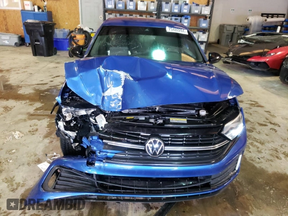2023 Volkswagen Jetta Sport z VIN 3VWBM7BU6PM031683, wystawiony jako Copart lot #73480284 z przebiegiem 42 970 mil mil oraz Szkoda całkowita • Salvage title. Historia ofert i sprzedaży dostępna na DreamBid. Obrazek 5.