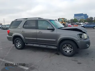 2007 Toyota Sequoia SR5 with VIN 5TDZT34A07S296602, listed as a IAAI auction lot 42067710 with 180,685 mi miles. Bid and sale history available at carsss.com. Image 13.