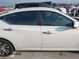 2020 Nissan Altima S with VIN 1N4BL4BV2LC211662, listed as a IAAI auction lot 41894473 with 136,863 mi miles and . Bid and sale history available at DreamBid. Image 13.