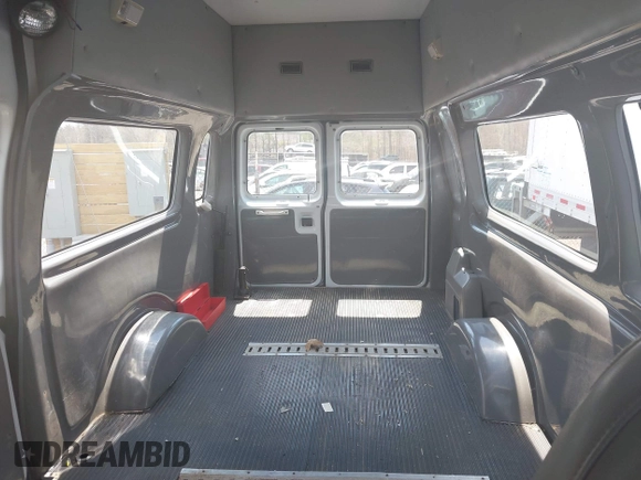 2004 Ford Econoline Cargo with VIN 1FTNS24W64HA94953, listed as a IAAI auction lot 42103481 with 224,922 mi miles. Bid and sale history available at carsss.com. Image 8.