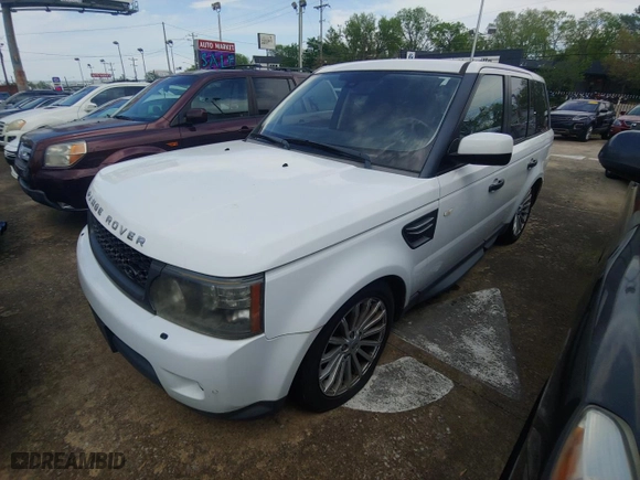 2011 Land Rover Range Rover Sport HSE with VIN SALSF2D45BA266832, listed as a Copart auction lot 54013985 with 156,397 mi miles and Clean Title. Bid and sale history available at carsss.com. Image 2.