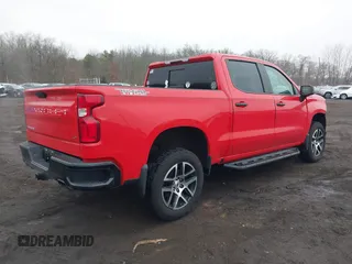 2020 Chevrolet Silverado 1500 LT Trail Boss with VIN 1GCPYFED8LZ194475, listed as a IAAI auction lot 41469184 with 101,016 mi miles. Bid and sale history available at carsss.com. Image 4.