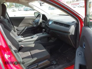 2017 Honda HR-V LX with VIN 3CZRU6H34HG700604, listed as a IAAI auction lot 42019802 with 95,530 mi miles. Bid and sale history available at carsss.com. Image 5.