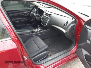 2017 Nissan Altima SV with VIN 1N4AL3AP6HC485821, listed as a IAAI auction lot 42012394 with 118,686 mi miles and . Bid and sale history available at carsss.com. Image 5.