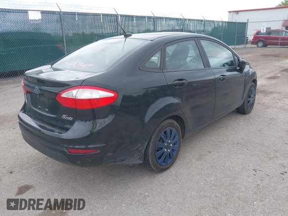 2015 Ford Fiesta S с VIN 3FADP4AJ7FM175160, выставлен на аукционе IAAI как лот 42269862 с пробегом 92 243 миль миль и . История ставок и продаж доступна на DreamBid. Изображение 4.