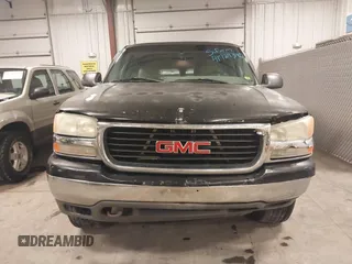 2000 GMC Yukon SLT with VIN 1GKEK13T1YJ176643, listed as a IAAI auction lot 41729346 with 265,124 mi miles. Bid and sale history available at carsss.com. Image 13.