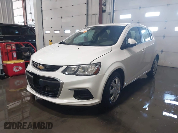 2020 Chevrolet Sonic LT z VIN 1G1JG6SB3L4110788, wystawiony jako IAAI lot #41313209 z przebiegiem 69 122 mil mil oraz . Historia ofert i sprzedaży dostępna na DreamBid. Obrazek 17.