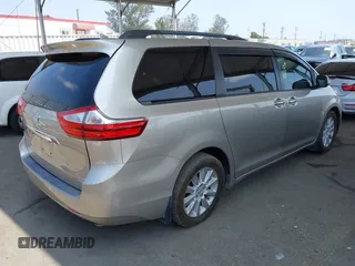 2015 Toyota Sienna XLE с VIN 5TDYK3DC0FS542529, выставлен на аукционе IAAI как лот 42359363 с пробегом 91 928 миль миль и . История ставок и продаж доступна на DreamBid. Изображение 4.