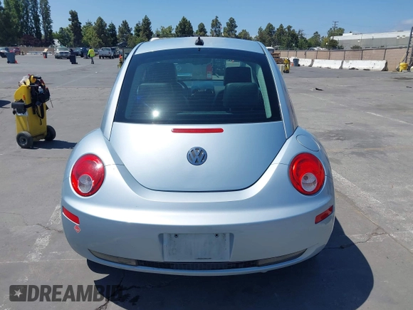 2010 Volkswagen Beetle with VIN 3VWRG3AG8AM013672, listed as a IAAI auction lot 42560543 with 73,258 mi miles and . Bid and sale history available at DreamBid. Image 16.