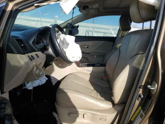 2011 Toyota Venza with VIN 4T3ZK3BB2BU044582, listed as a Copart auction lot 52190825 with Not provided miles and Salvage title. Bid and sale history available at DreamBid. Image 7.