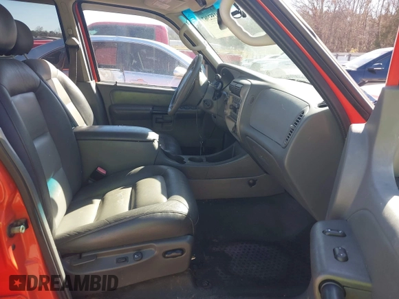 2004 Ford Explorer Sport Trac XLS with VIN 1FMZU77KX4UA47347, listed as a IAAI auction lot 41552967 with Not provided miles and . Bid and sale history available at DreamBid. Image 5.