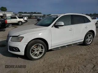 2014 Audi Q5 Premium Plus with VIN WA1LFAFP6EA086318, listed as a Copart auction lot 53705075 with 157,043 mi miles and Clean Title. Bid and sale history available at carsss.com. Image 1.