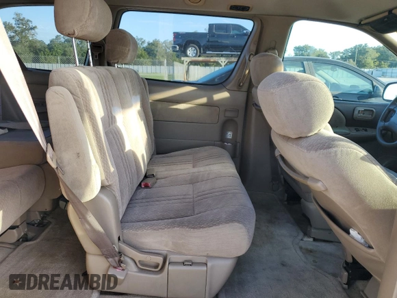 2002 Toyota Sienna CE with VIN 4T3ZF19C92U421626, listed as a Copart auction lot 80562414 with 198,305 mi miles and Non Repairable. Bid and sale history available at carsss.com. Image 11.